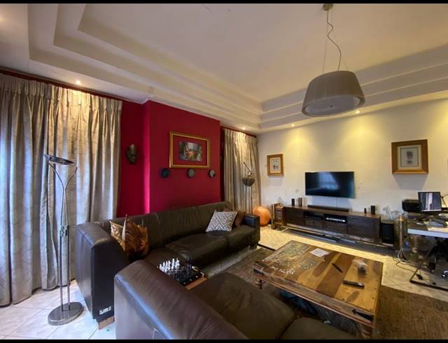 3 BEDROOM PROPERTY TO RENT IN BIRCHLEIGH